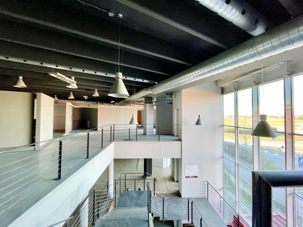 Luigi Ottolini Romano di Lombardia capannone 4000 mq commerciale showroom vendita Bergamo Brescia Milano luxury  29