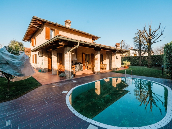 Luigi Ottolini Bergamo villa singola in vendita piscina Osio Sotto citta alta Bergamo Brescia Milano luxury  86